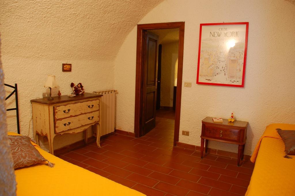 Palazzo Del Duca Appartement Tavernelle  Kamer foto